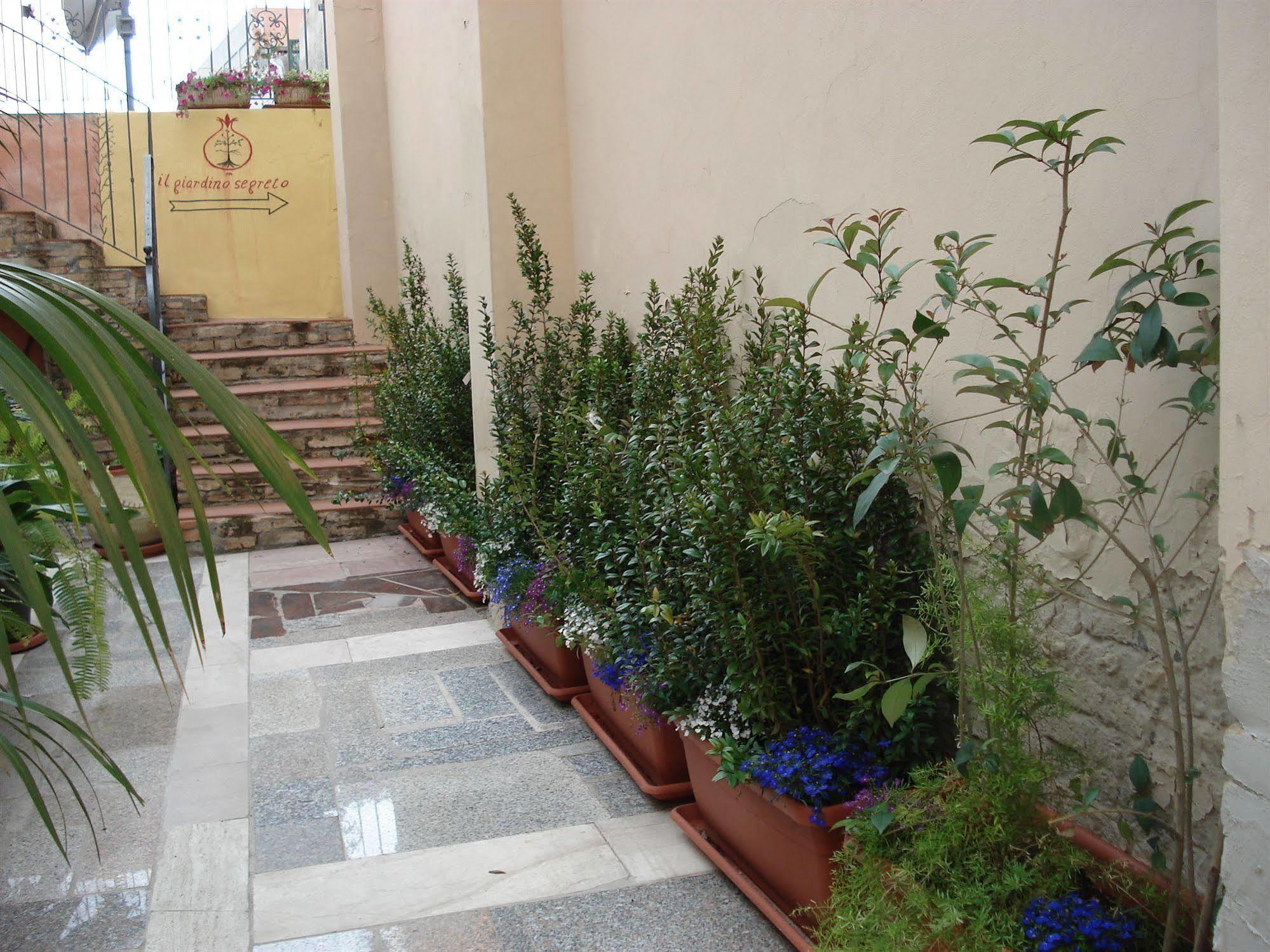 Il Giardino Segreto 2*